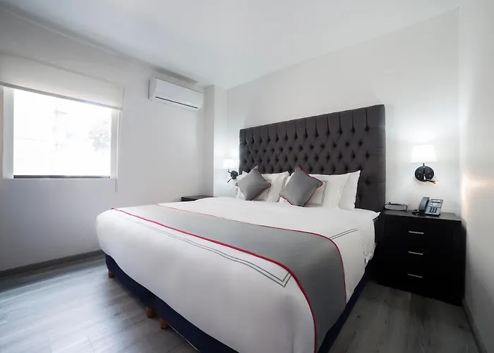 Hotel Arboleda 215